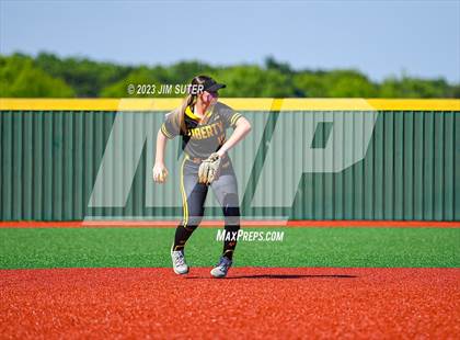Thumbnail 2 in Burnet vs Liberty (UIL 4A Reg III Semifinal) photogallery.