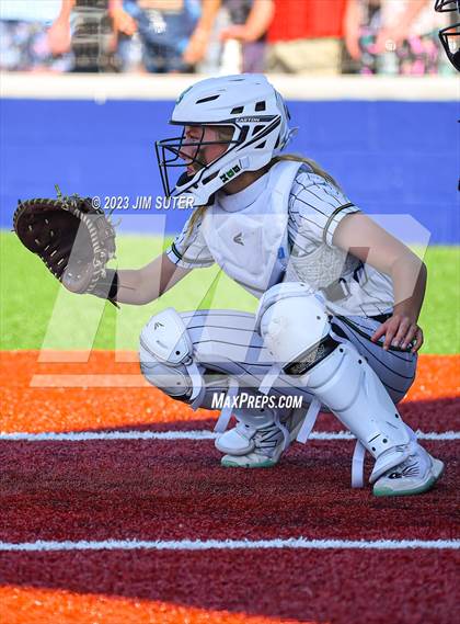 Thumbnail 1 in Burnet vs Liberty (UIL 4A Reg III Semifinal) photogallery.