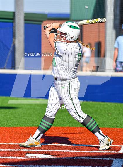 Thumbnail 1 in Burnet vs Liberty (UIL 4A Reg III Semifinal) photogallery.