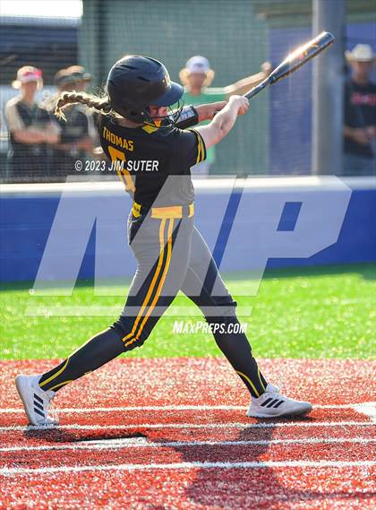 Thumbnail 2 in Burnet vs Liberty (UIL 4A Reg III Semifinal) photogallery.