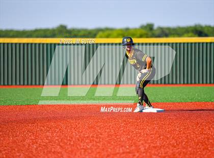 Thumbnail 2 in Burnet vs Liberty (UIL 4A Reg III Semifinal) photogallery.