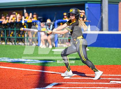 Thumbnail 3 in Burnet vs Liberty (UIL 4A Reg III Semifinal) photogallery.