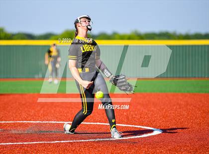 Thumbnail 1 in Burnet vs Liberty (UIL 4A Reg III Semifinal) photogallery.