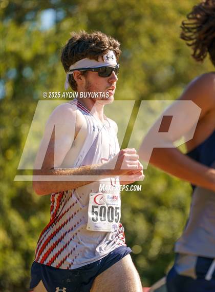 Thumbnail 2 in UIL Cross Country 5A District 9 Championships photogallery.