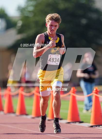 Thumbnail 1 in UIL Cross Country 5A District 9 Championships photogallery.