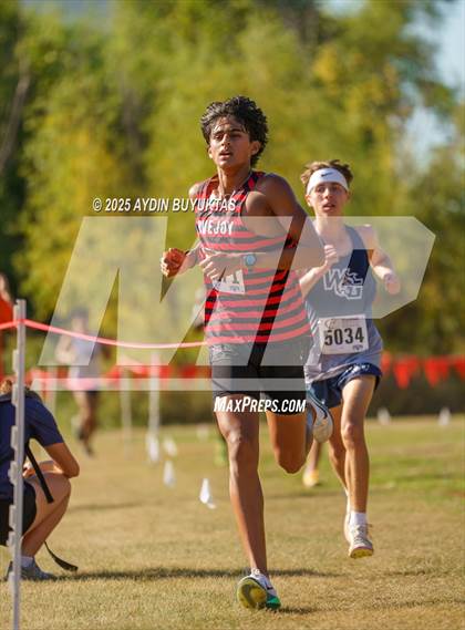 Thumbnail 3 in UIL Cross Country 5A District 9 Championships photogallery.