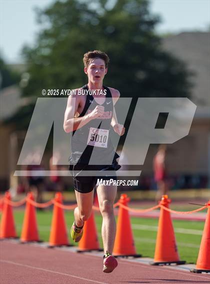 Thumbnail 1 in UIL Cross Country 5A District 9 Championships photogallery.