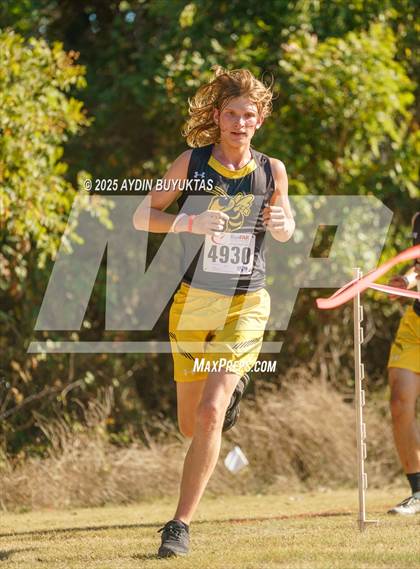 Thumbnail 1 in UIL Cross Country 5A District 9 Championships photogallery.