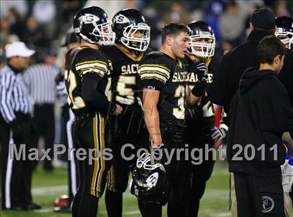 Thumbnail 1 in Sachem North vs. William Floyd (Section 11 Division 1 Final) photogallery.