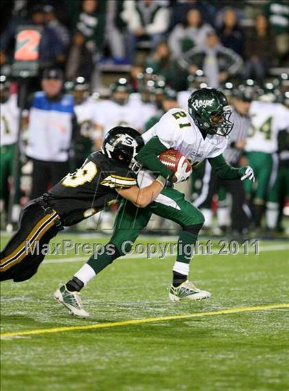Thumbnail 1 in Sachem North vs. William Floyd (Section 11 Division 1 Final) photogallery.