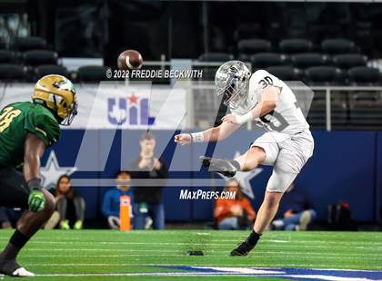 Thumbnail 3 in Vandegrift vs. DeSoto (UIL 6A D2 Final) photogallery.