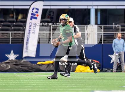 Thumbnail 2 in Vandegrift vs. DeSoto (UIL 6A D2 Final) photogallery.