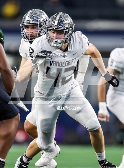 Thumbnail 1 in Vandegrift vs. DeSoto (UIL 6A D2 Final) photogallery.