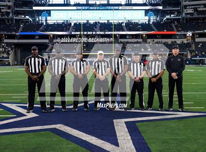 Thumbnail 2 in Vandegrift vs. DeSoto (UIL 6A D2 Final) photogallery.