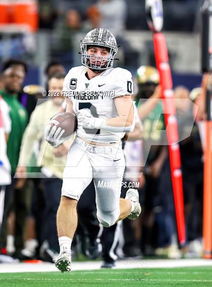 Thumbnail 3 in Vandegrift vs. DeSoto (UIL 6A D2 Final) photogallery.