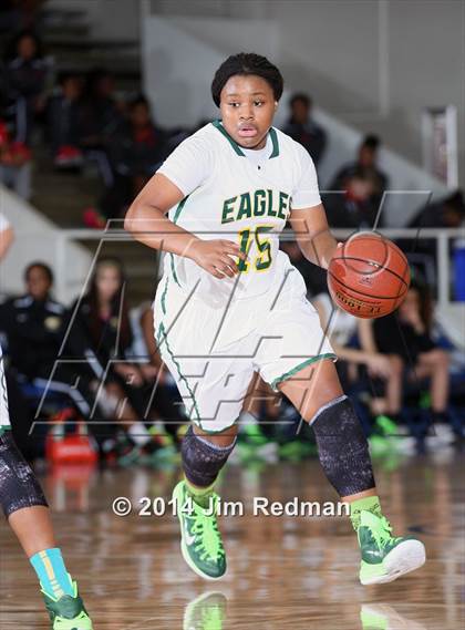 Thumbnail 2 in Clear Creek vs. Cypress Falls (McDonald's Texas Invitational) photogallery.