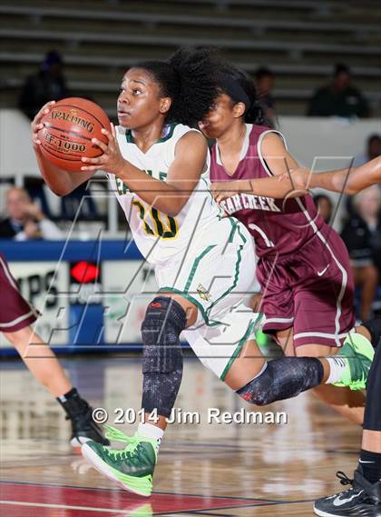 Thumbnail 3 in Clear Creek vs. Cypress Falls (McDonald's Texas Invitational) photogallery.