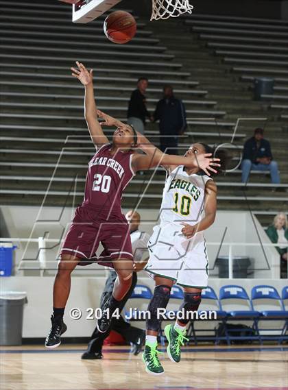 Thumbnail 2 in Clear Creek vs. Cypress Falls (McDonald's Texas Invitational) photogallery.
