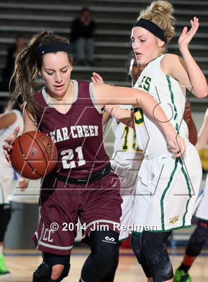 Thumbnail 3 in Clear Creek vs. Cypress Falls (McDonald's Texas Invitational) photogallery.