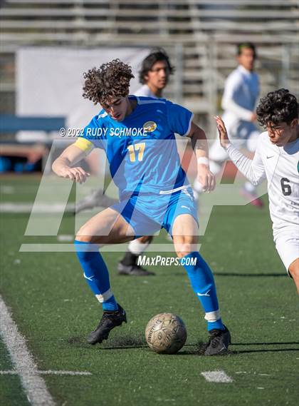 Thumbnail 2 in Grossmont vs. Valley Center photogallery.