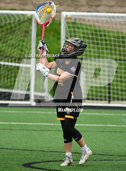 Thumbnail 2 in Daniel Hand vs. New Fairfield (CIAC Class M Final) photogallery.