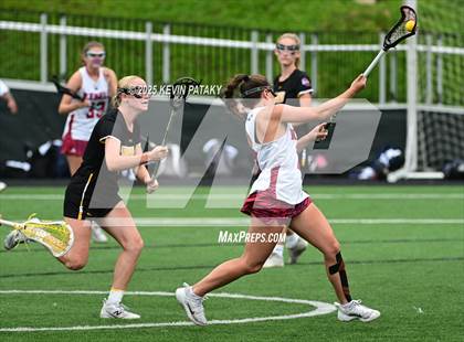 Thumbnail 2 in Daniel Hand vs. New Fairfield (CIAC Class M Final) photogallery.