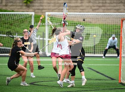 Thumbnail 2 in Daniel Hand vs. New Fairfield (CIAC Class M Final) photogallery.