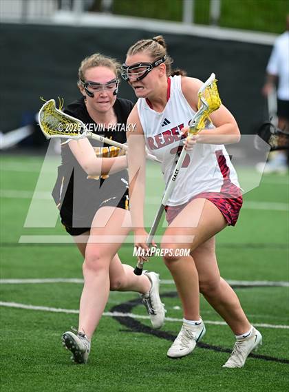 Thumbnail 2 in Daniel Hand vs. New Fairfield (CIAC Class M Final) photogallery.