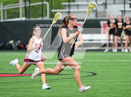 Thumbnail 2 in Daniel Hand vs. New Fairfield (CIAC Class M Final) photogallery.