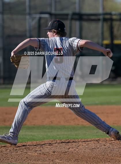 Thumbnail 3 in Basha vs Mountain View (Coach Bob Invitational) photogallery.