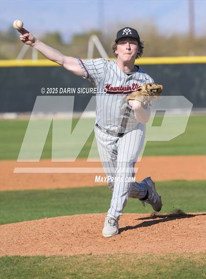 Thumbnail 1 in Basha vs Mountain View (Coach Bob Invitational) photogallery.