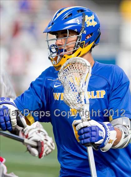 Thumbnail 2 in West Islip vs Syosset (NYSPHSAA Class A Regional Final) photogallery.