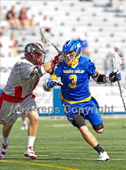Thumbnail 1 in West Islip vs Syosset (NYSPHSAA Class A Regional Final) photogallery.