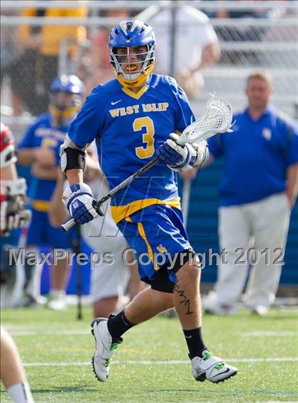 Thumbnail 2 in West Islip vs Syosset (NYSPHSAA Class A Regional Final) photogallery.