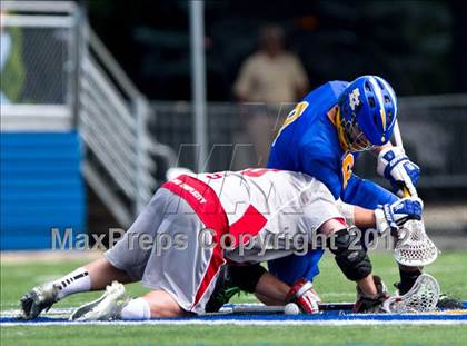 Thumbnail 2 in West Islip vs Syosset (NYSPHSAA Class A Regional Final) photogallery.