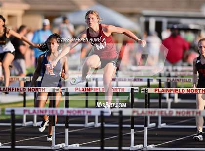 Thumbnail 1 in IHSA Girls Track & Field Sectional Meet photogallery.