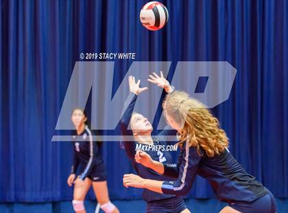 Thumbnail 2 in Out-of-Door Academy vs. McGill-Toolen (Circus City Invitational) photogallery.