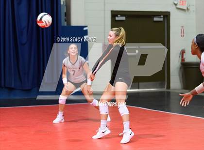 Thumbnail 1 in Out-of-Door Academy vs. McGill-Toolen (Circus City Invitational) photogallery.