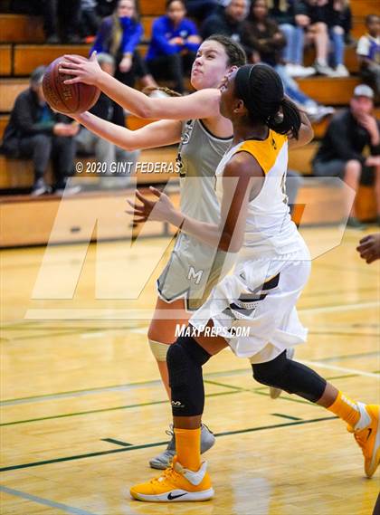 Thumbnail 2 in Miramonte vs. Bishop O'Dowd (CIF NCS Open Division Quarterfinal) photogallery.
