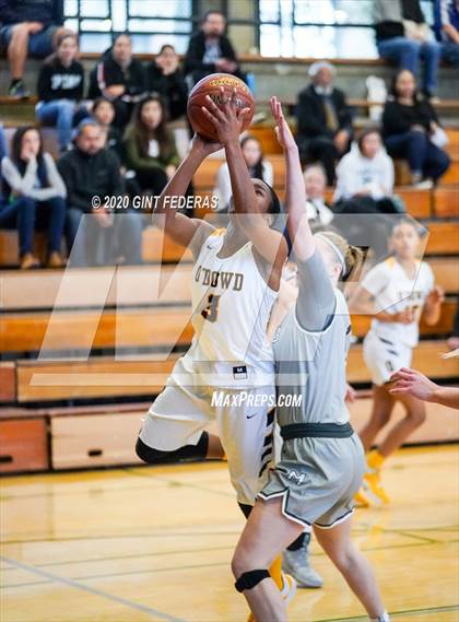 Thumbnail 2 in Miramonte vs. Bishop O'Dowd (CIF NCS Open Division Quarterfinal) photogallery.