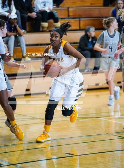 Thumbnail 2 in Miramonte vs. Bishop O'Dowd (CIF NCS Open Division Quarterfinal) photogallery.