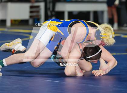 Thumbnail 1 in NYSPHSAA Wrestling Championships Round 2 160 lbs - 285 lbs photogallery.