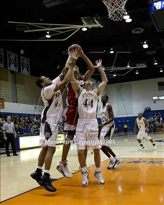 Thumbnail 1 in Campbell Hall vs. S. Joaquin Memorial (SoCal D4 Final) photogallery.