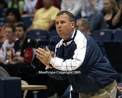 Thumbnail 3 in Campbell Hall vs. S. Joaquin Memorial (SoCal D4 Final) photogallery.