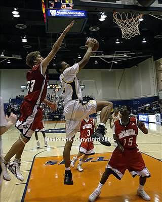 Thumbnail 2 in Campbell Hall vs. S. Joaquin Memorial (SoCal D4 Final) photogallery.