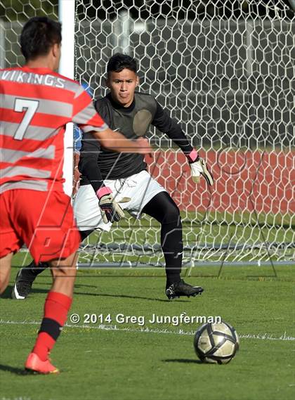 Thumbnail 3 in Montgomery vs Terra Linda (NCS D1 Final) photogallery.