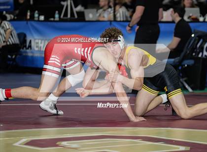 Thumbnail 2 in NYSPHSAA Division 2 Championships (Round 2 152 to 285) photogallery.
