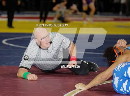 Thumbnail 2 in NYSPHSAA Division 2 Championships (Round 2 152 to 285) photogallery.