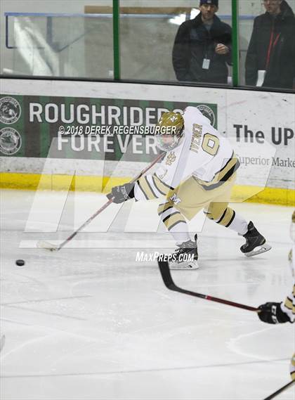 Thumbnail 3 in Regis Jesuit @ Monarch photogallery.