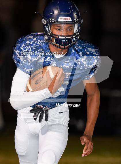 Thumbnail 2 in Perry vs. Hamilton (AIA Division 6A Quarterfinal) photogallery.